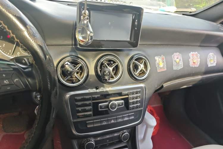 Used Mercedes-Benz A-Class 2013 A 180 Fashion Model Audio And AC Panel