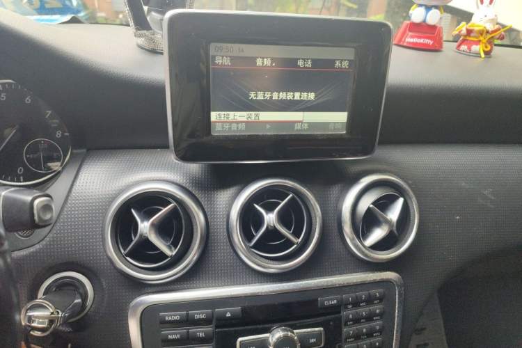 Used Mercedes-Benz A-Class 2013 A 180 Fashion Model Audio And AC Panel