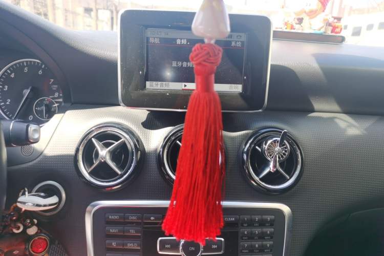 Used Mercedes-Benz A-Class 2013 A 180 Fashion Model Audio And AC Panel