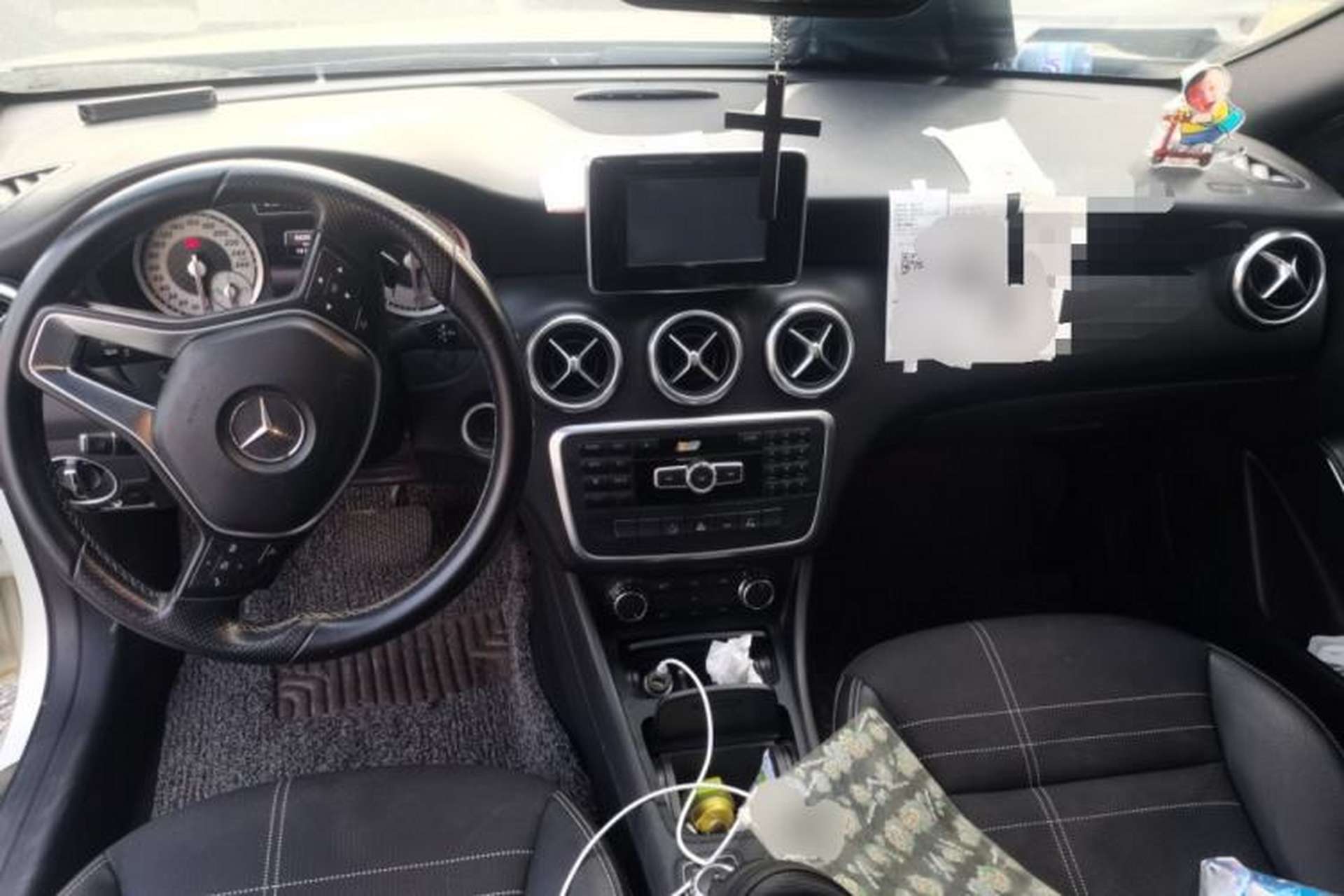 Used Mercedes-Benz A-Class 2013 A 200 Urban Edition Center Console
