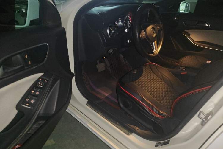 Used Mercedes-Benz A-Class 2013 A 180 Fashion Model Driver Seat