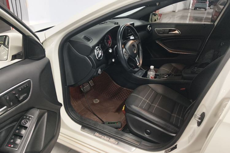 Used Mercedes-Benz A-Class 2013 A 200 Urban Edition Driver Seat