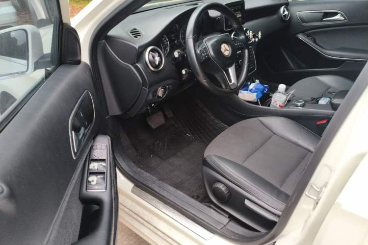 Used Mercedes-Benz A-Class 2013 A 180 Fashion Model Driver Seat
