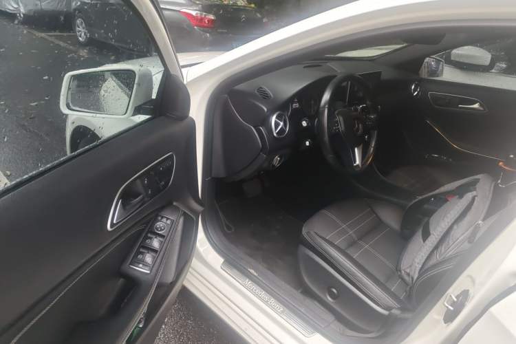Used Mercedes-Benz A-Class 2013 A 200 Urban Edition Driver Seat