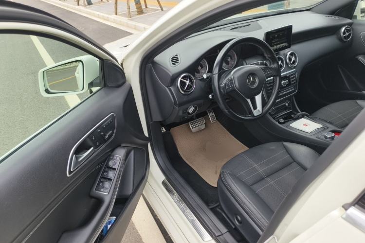 Used Mercedes-Benz A-Class 2013 A 200 Urban Edition Driver Seat