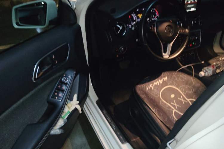 Used Mercedes-Benz A-Class 2013 A 180 Fashion Model Driver Seat