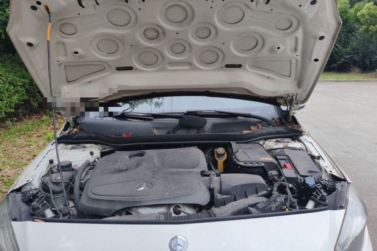 Used Mercedes-Benz A-Class 2013 A 180 Fashion Model Engine Bay