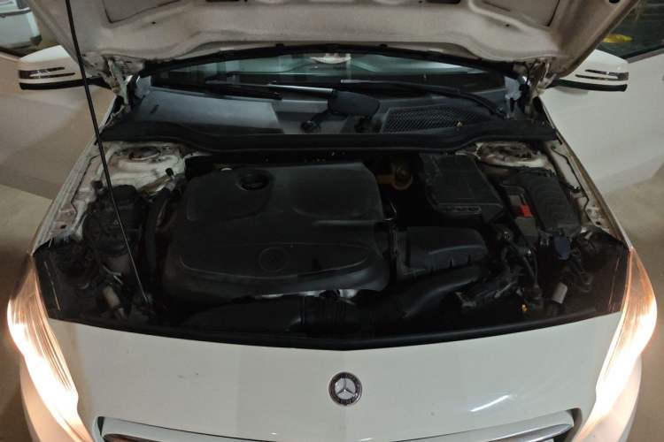 Used Mercedes-Benz A-Class 2013 A 180 Fashion Model Engine Bay