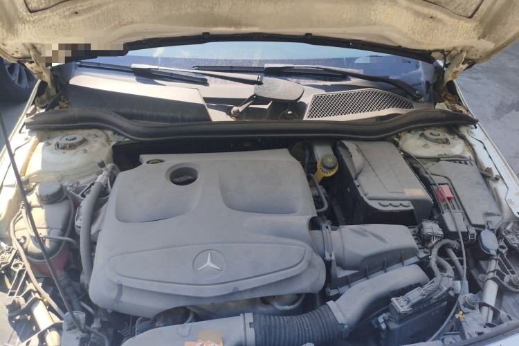 Used Mercedes-Benz A-Class 2013 A 180 Fashion Model Engine Bay