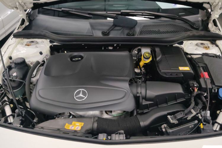 Used Mercedes-Benz A-Class 2013 A 180 Fashion Model Engine Bay