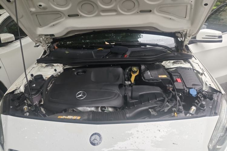 Used Mercedes-Benz A-Class 2013 A 200 Urban Edition Engine Bay