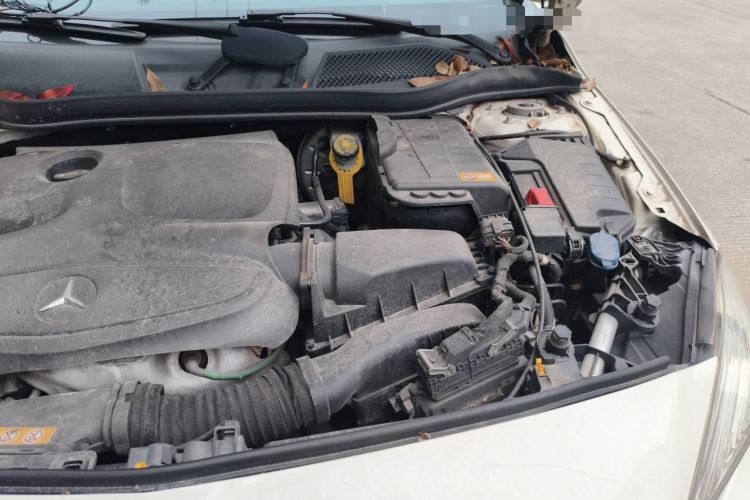 Used Mercedes-Benz A-Class 2013 A 180 Fashion Model Engine Bay Left