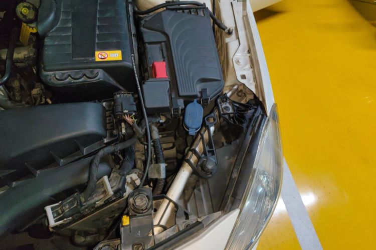 Used Mercedes-Benz A-Class 2013 A 180 Fashion Model Engine Bay Left