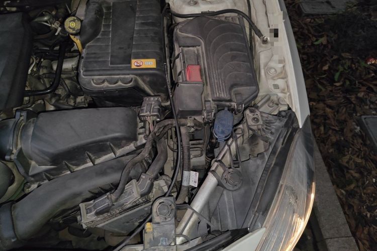 Used Mercedes-Benz A-Class 2013 A 180 Fashion Model Engine Bay Left