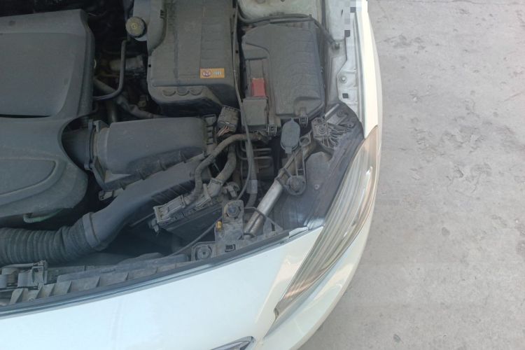 Used Mercedes-Benz A-Class 2013 A 200 Urban Edition Engine Bay Left