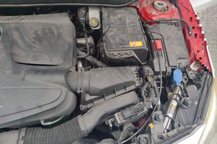 Used Mercedes-Benz A-Class 2013 A 200 Urban Edition Engine Bay Left