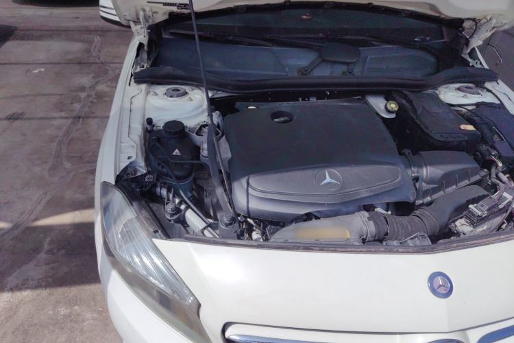 Used Mercedes-Benz A-Class 2013 A 180 Fashion Model Engine Bay Right