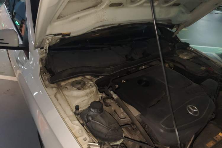 Used Mercedes-Benz A-Class 2013 A 200 Urban Edition Engine Bay Right