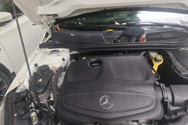 Used Mercedes-Benz A-Class 2013 A 200 Urban Edition Engine Bay Right