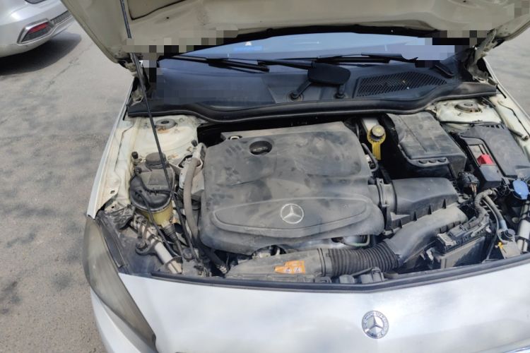 Used Mercedes-Benz A-Class 2013 A 180 Fashion Model Engine Bay Right
