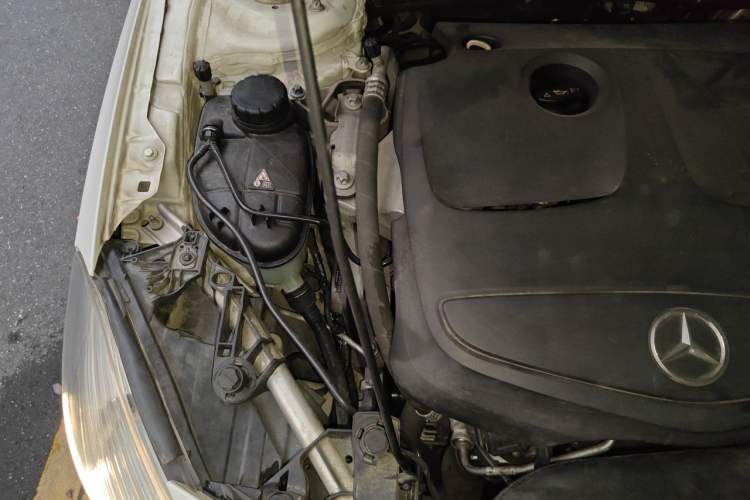 Used Mercedes-Benz A-Class 2013 A 180 Fashion Model Engine Bay Right