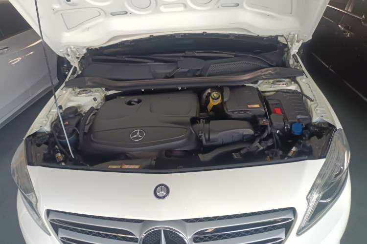 Used Mercedes-Benz A-Class 2013 A 200 Urban Edition Engine Bay