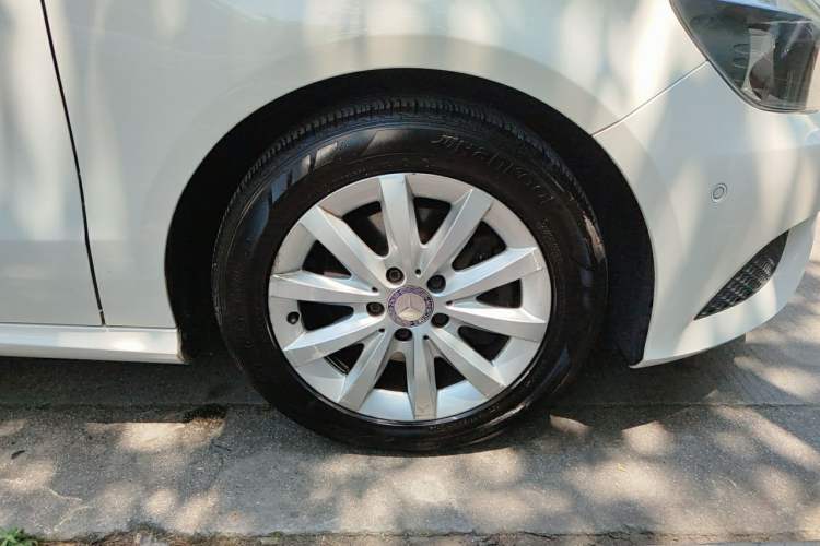 Used Mercedes-Benz A-Class 2013 A 180 Fashion Model Exterior 1