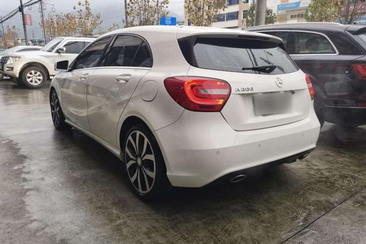 Used Mercedes-Benz A-Class 2013 A 200 Urban Edition Exterior 2