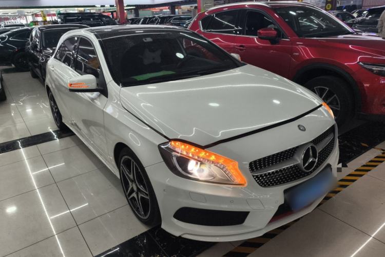 Used Mercedes-Benz A-Class 2013 A 260 Sport model Exterior 2