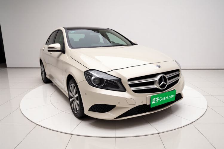 Used Mercedes-Benz A-Class 2013 A 180 Fashion Model Exterior 2