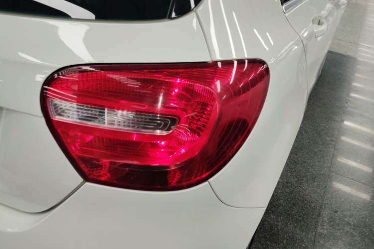 Used Mercedes-Benz A-Class 2013 A 180 Fashion Model Exterior 3