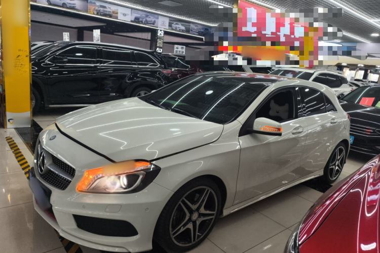 Used Mercedes-Benz A-Class 2013 A 260 Sport model Exterior 3