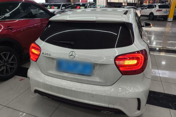 Used Mercedes-Benz A-Class 2013 A 260 Sport model Exterior 4