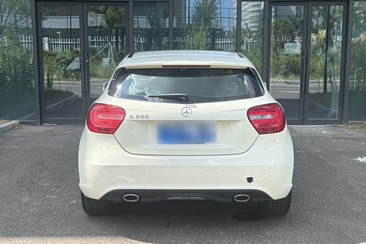 Used Mercedes-Benz A-Class 2013 A 200 Urban Edition Exterior 4