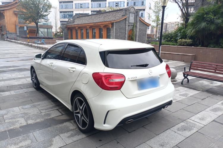 Used Mercedes-Benz A-Class 2013 A 260 Sport model Exterior 4