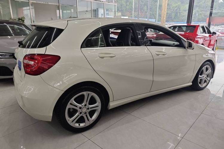 Used Mercedes-Benz A-Class 2013 A 200 Urban Edition Exterior 5