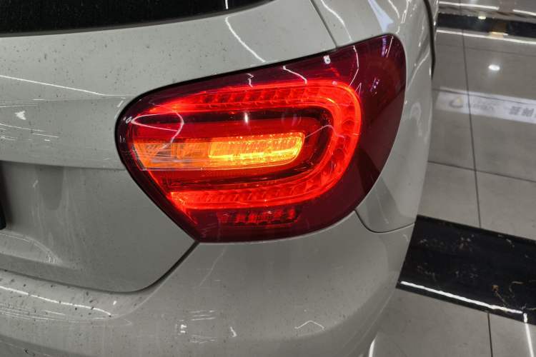 Used Mercedes-Benz A-Class 2013 A 260 Sport model Exterior 6