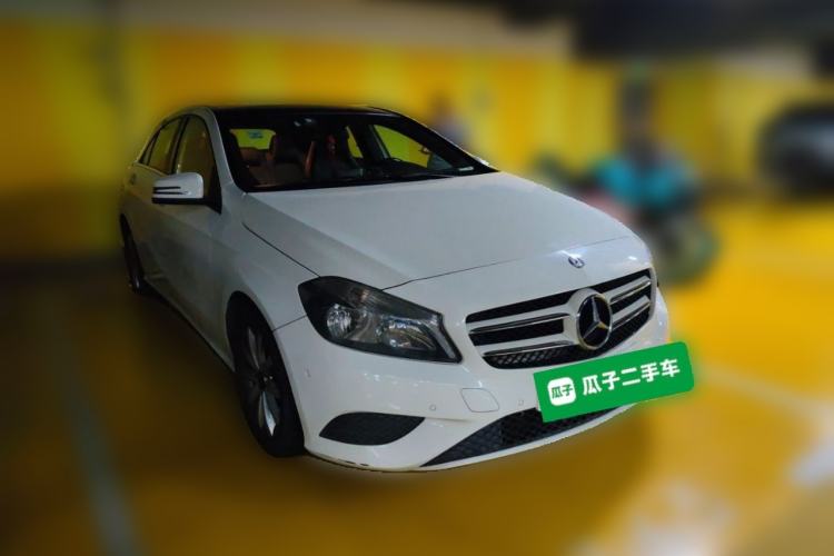 Used Mercedes-Benz A-Class 2013 A 180 Fashion Model Front Right 45 Deg