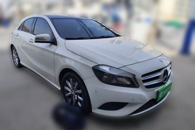 Used Mercedes-Benz A-Class 2013 A 180 Fashion Model Front Right 45 Deg