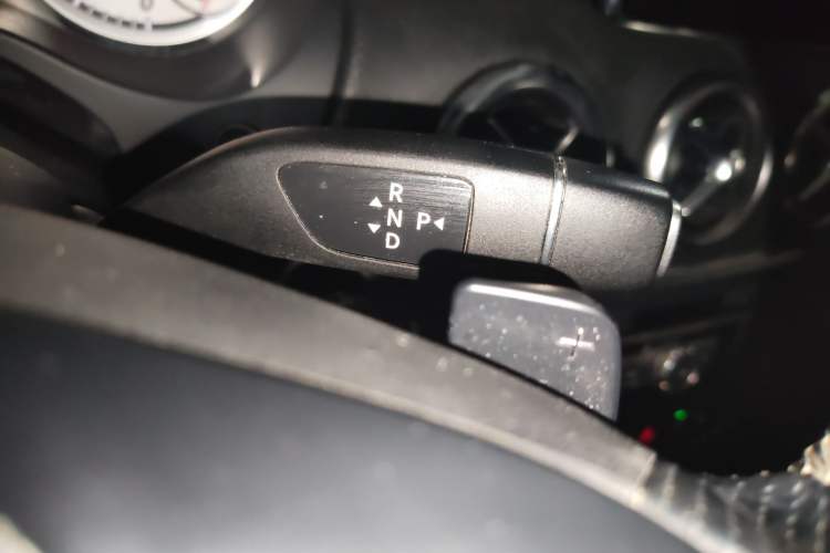 Used Mercedes-Benz A-Class 2013 A 200 Urban Edition Gear Lever
