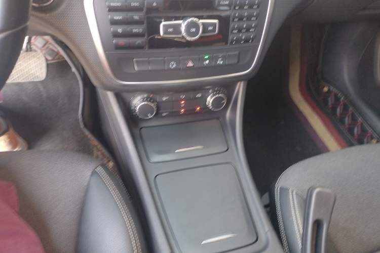Used Mercedes-Benz A-Class 2013 A 180 Fashion Model Gear Lever