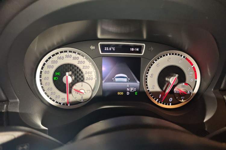 Used Mercedes-Benz A-Class 2013 A 200 Urban Edition Instrument Cluster