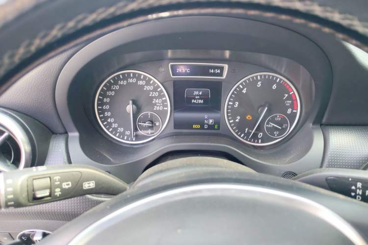 Used Mercedes-Benz A-Class 2013 A 180 Fashion Model Instrument Cluster
