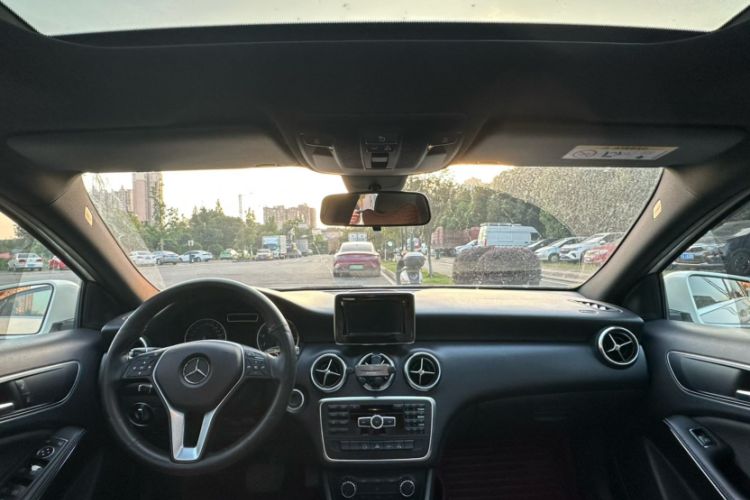 Used Mercedes-Benz A-Class 2013 A 180 Fashion Model Interior 1