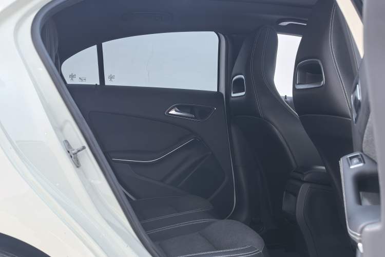 Used Mercedes-Benz A-Class 2013 A 180 Fashion Model Interior 11