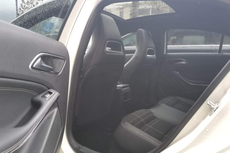 Used Mercedes-Benz A-Class 2013 A 200 Urban Edition Interior 3