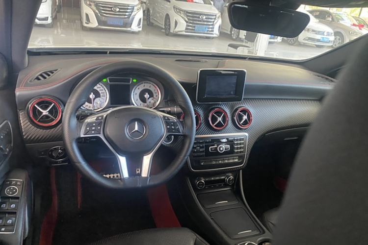 Used Mercedes-Benz A-Class 2013 A 260 Sport model Interior 3