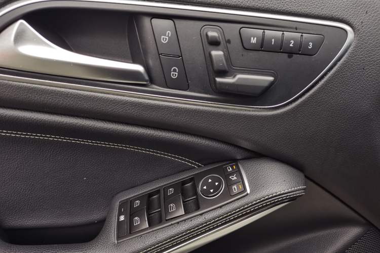 Used Mercedes-Benz A-Class 2013 A 200 Urban Edition Interior 5