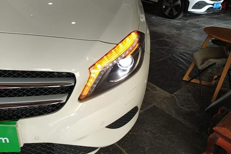 Used Mercedes-Benz A-Class 2013 A 200 Urban Edition Left Front Headlight