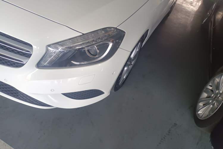 Used Mercedes-Benz A-Class 2013 A 200 Urban Edition Left Front Headlight